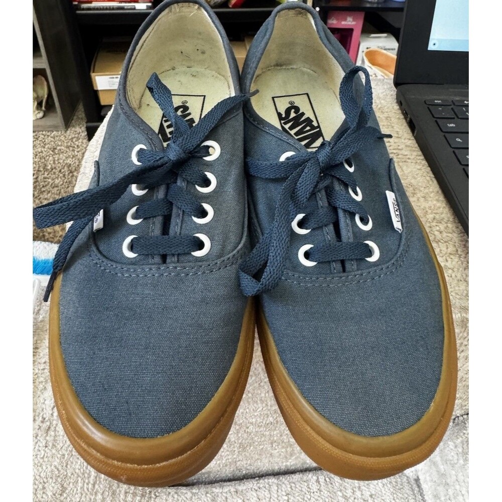 EUC VANS Authentic Reflecting Pond/Gum Size M6 W7.5